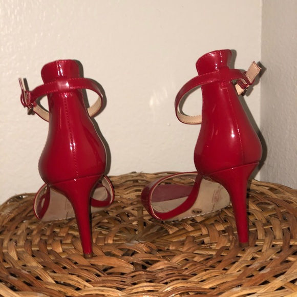 Vince Camuto Ankle Red Strap Heels Size 6M/36 - Picture 3 of 6